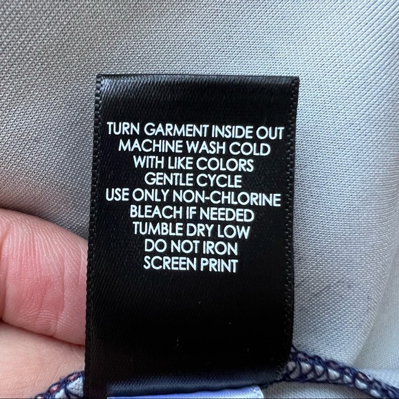 NWOT Torrid Navy Blue Floral Tank Top Size 0 - Picture 9 of 9